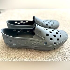 Vans Trek slip-on
